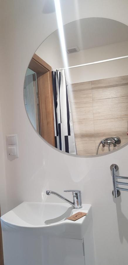 White Room Wroclaw Przy Wyspie Opatowickiej Ngoại thất bức ảnh